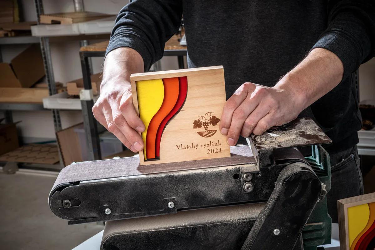 Proč dřevo? Příběh za naším materiálem